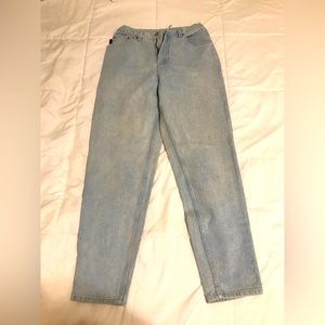 Vintage Chic jeans in great condition, size 10, light denim E